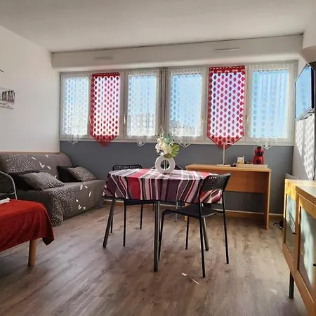 Apartament Locbordeaux-fr - Appt Proche Chu - Wifi