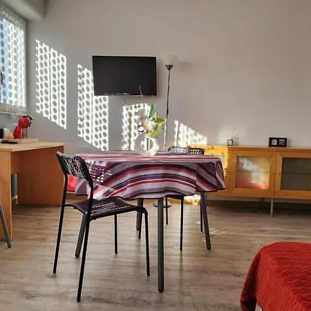 Апартаменты Locbordeaux-fr - Appt Proche Chu - Wifi *